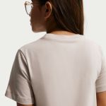 Nike Embroidered Futura T-Shirt FZ5177-236 Cream Junior Nike Embroidered Futura T-Shirt FZ5177-236 Cream Junior